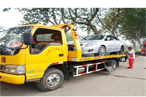 白云矿区附近24小时汽车拖车服务热线